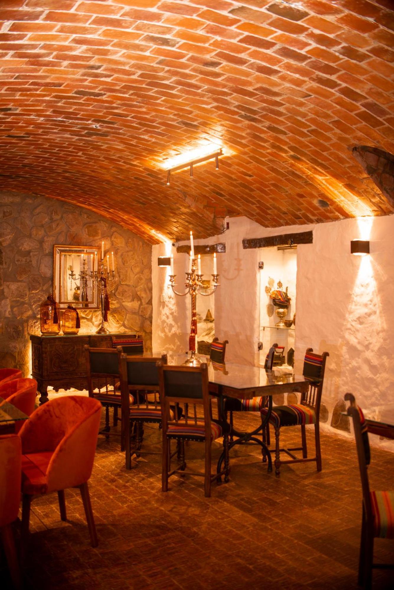Parador Santa Maria La Real Sucre Ngoại thất bức ảnh